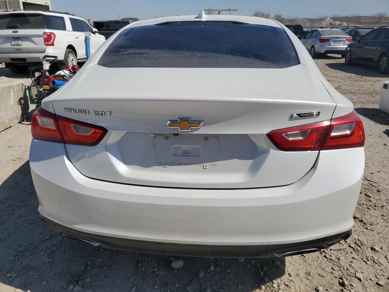 2016 Chevrolet Malibu - Image 6