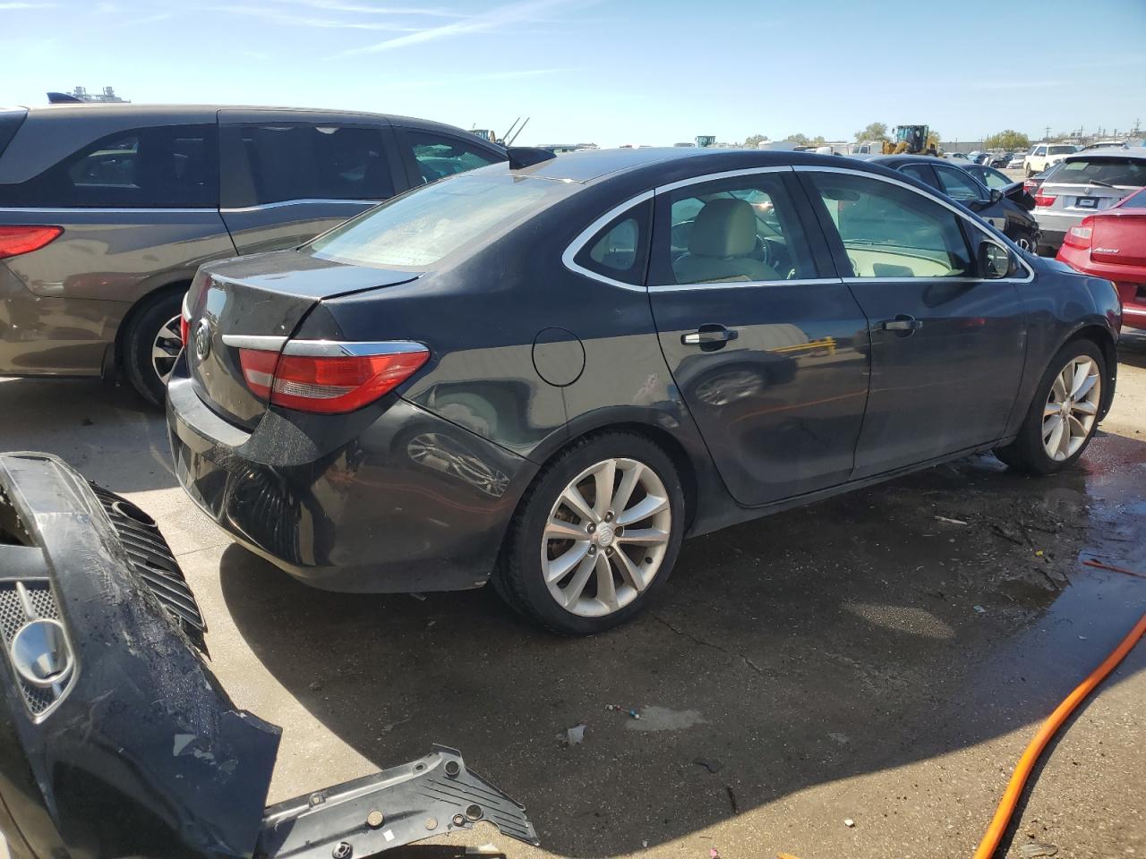 2015 Buick Verano - Image 3