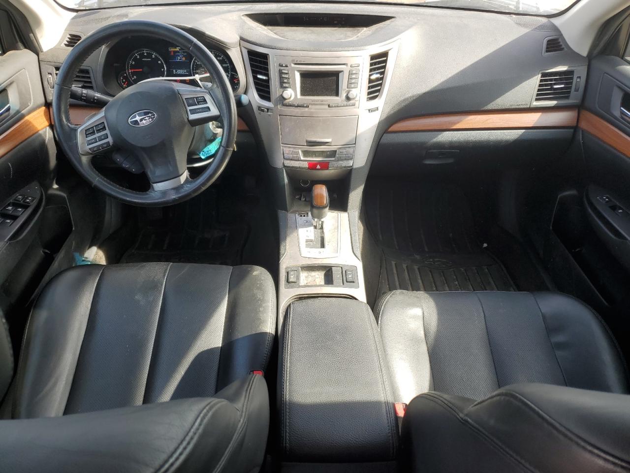 2014 Subaru Outback - Image 8