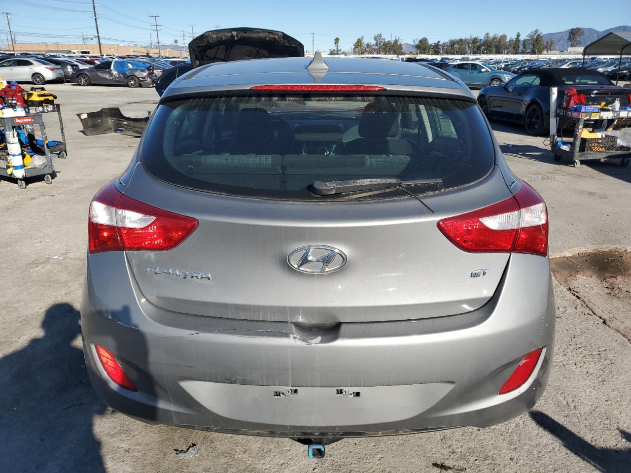 2013 Hyundai Elantra - Image 6