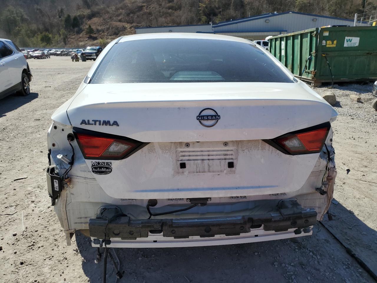 2024 Nissan Altima - Image 6