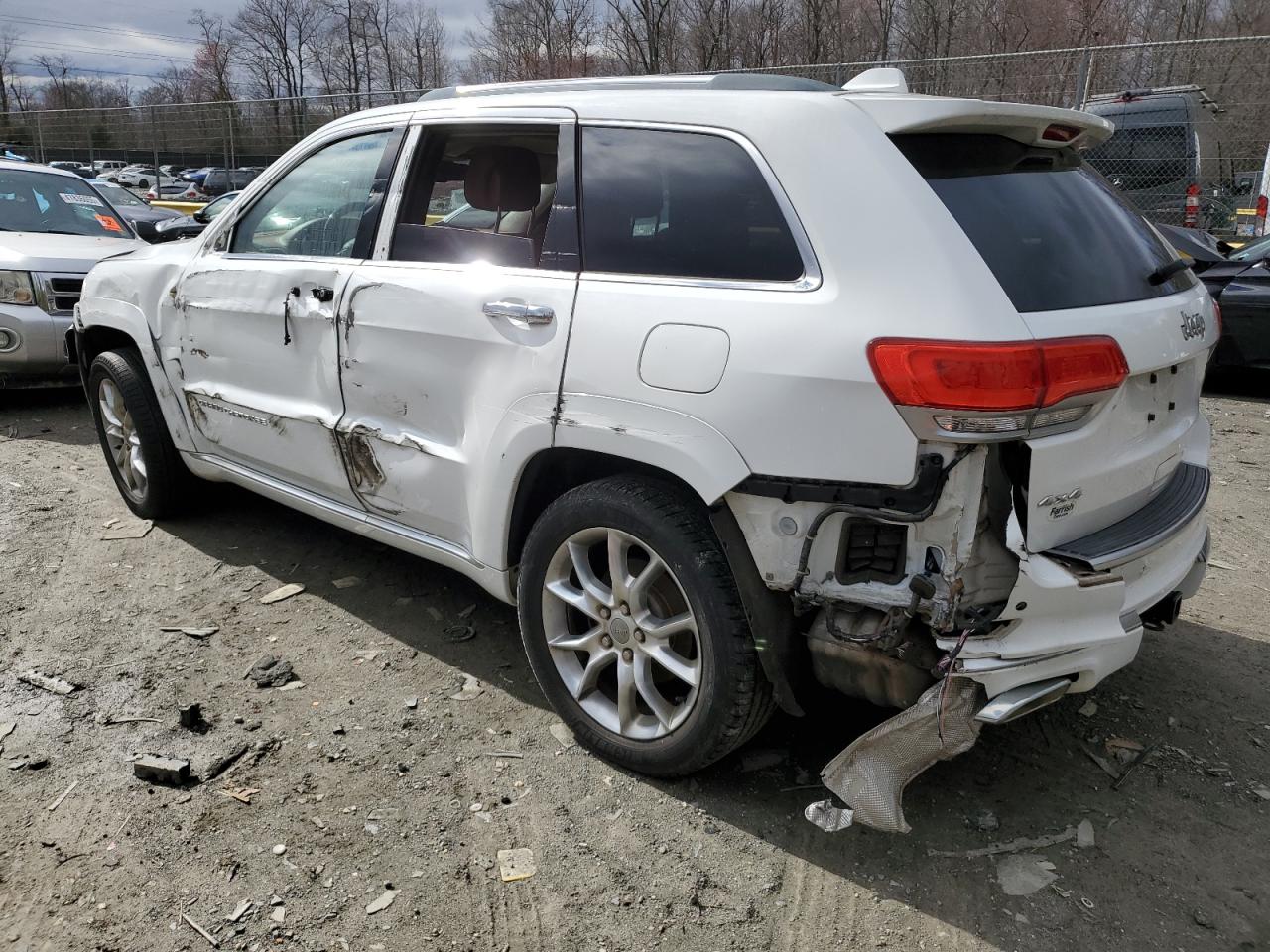 2015 Jeep Grand Cherokee - Image 2