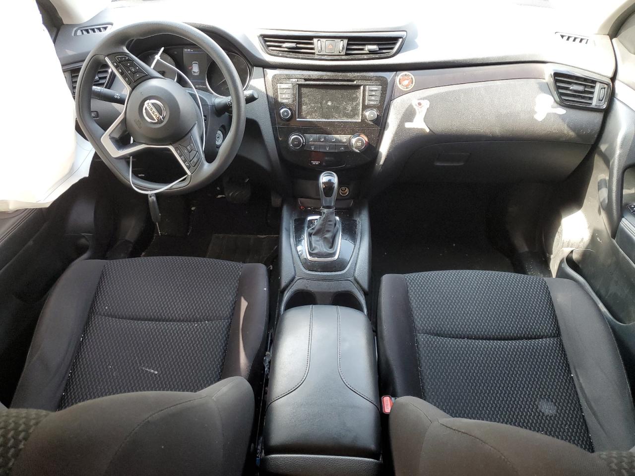 2020 Nissan Rogue - Image 8