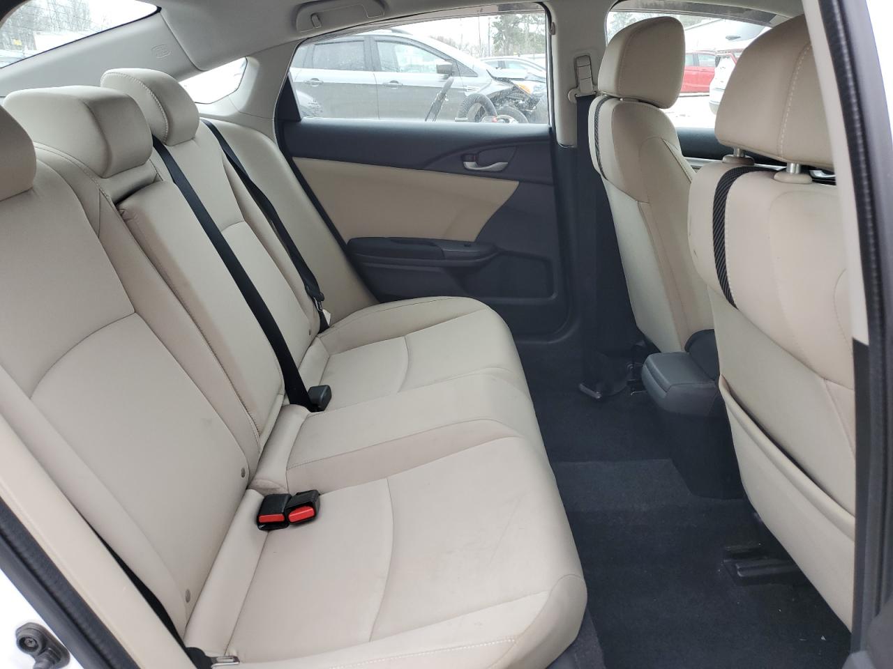 2016 Honda Civic - Image 10