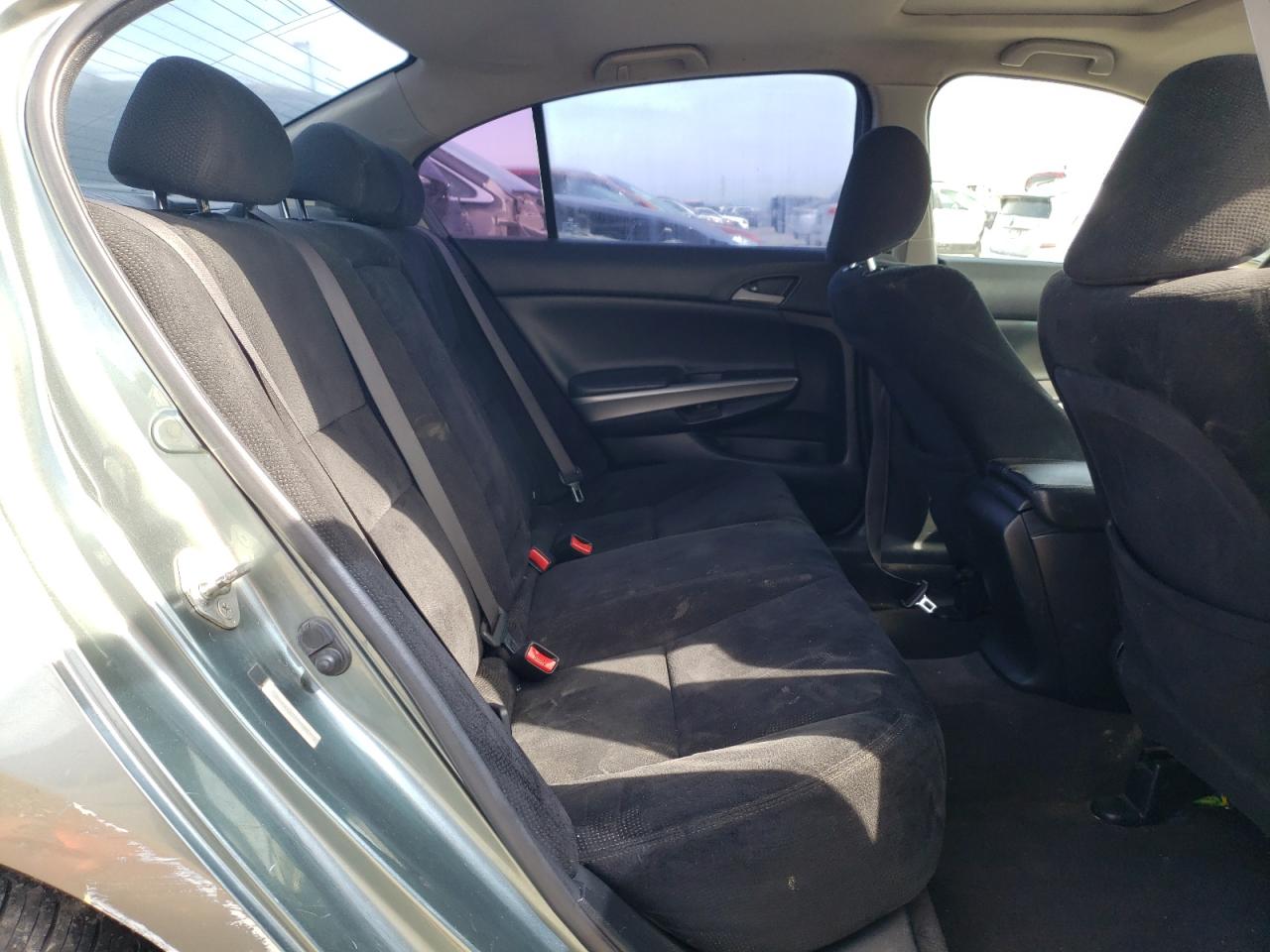 2009 Honda Accord - Image 10