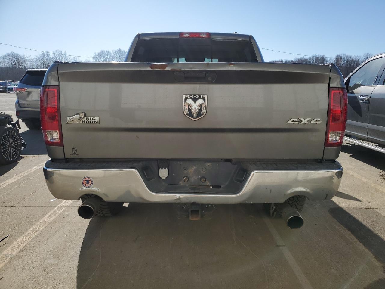 2010 Dodge RAM - Image 6