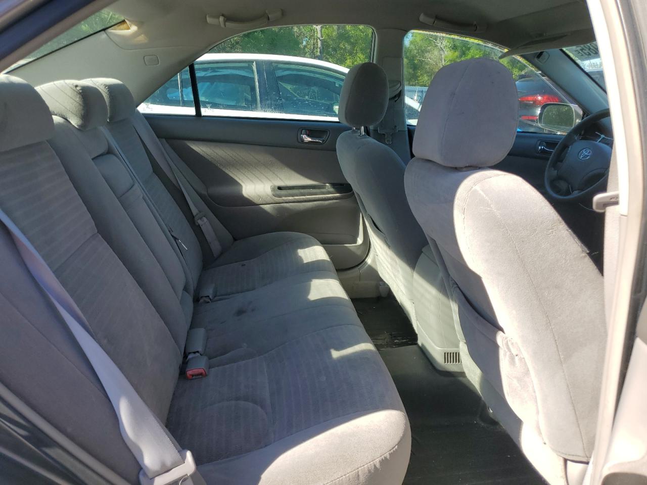 2006 Toyota Camry - Image 10