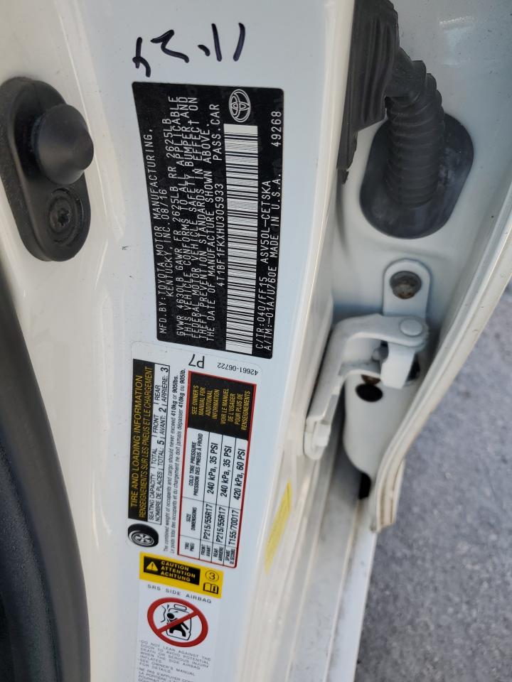 2017 Toyota Camry - Image 12