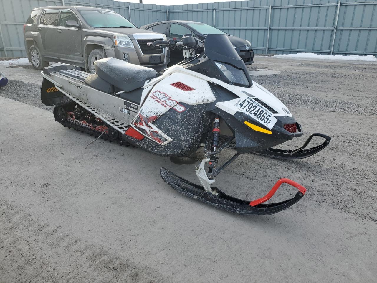 2010 Skidoo Renegade for Sale in Ottawa, ON - Front End