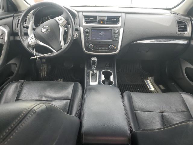 Sedans NISSAN ALTIMA 2016 Biały