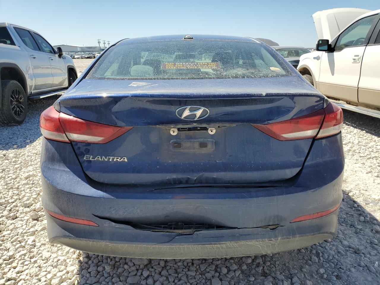 2017 Hyundai Elantra - Image 6