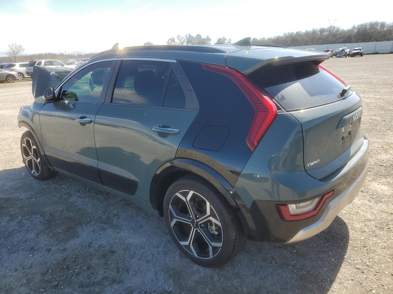 2024 Kia Niro - Image 2