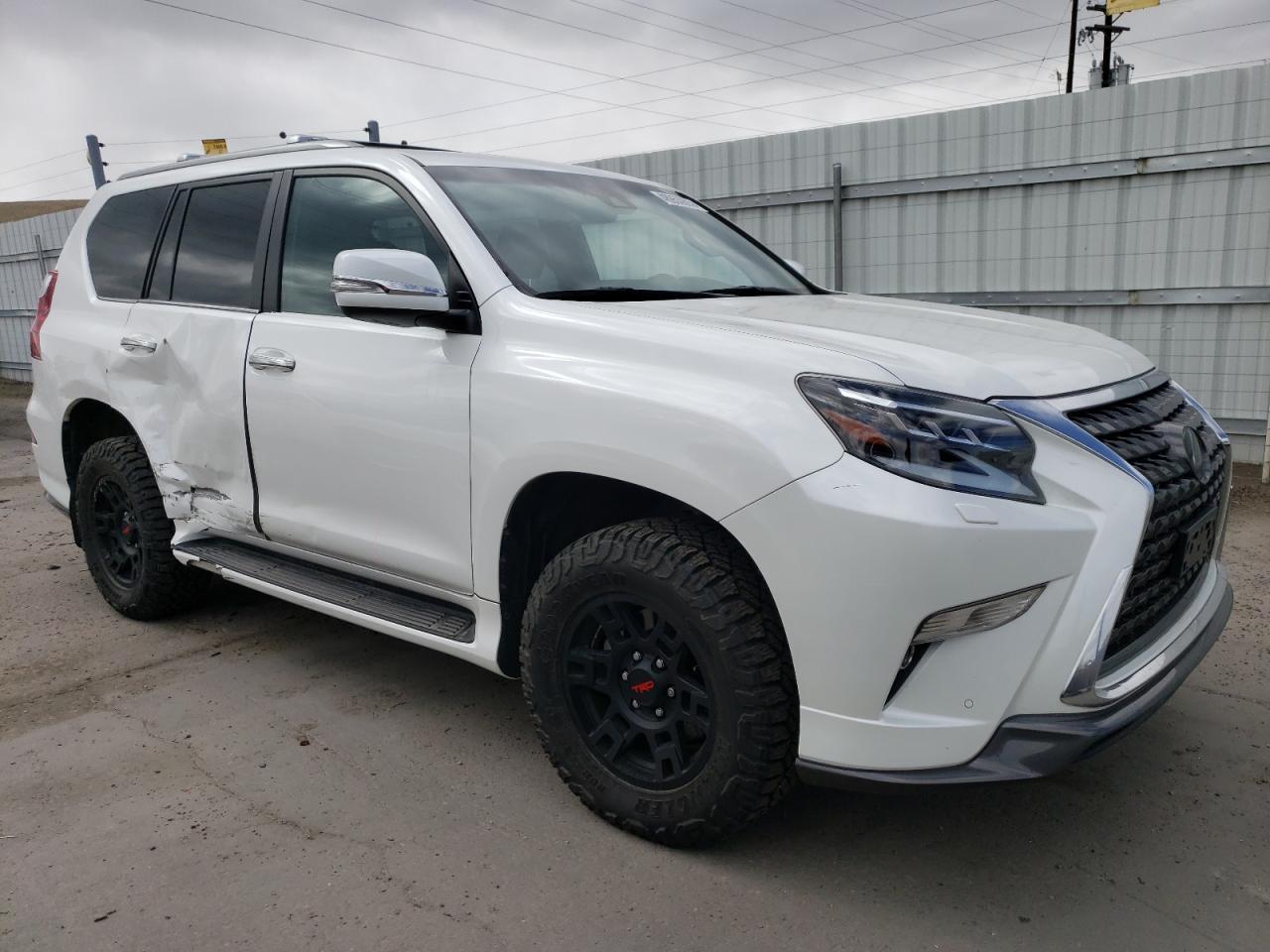 2021 Lexus GX - Image 4