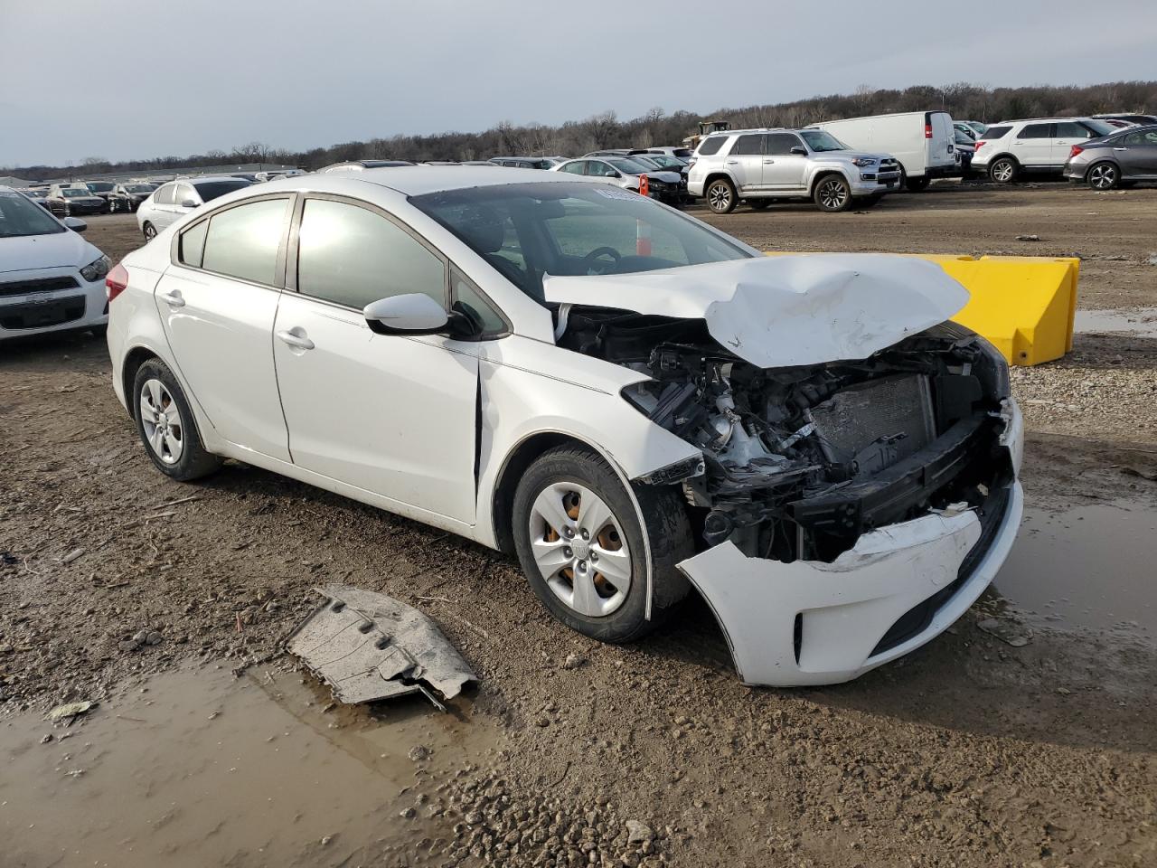 2017 Kia Forte - Image 4