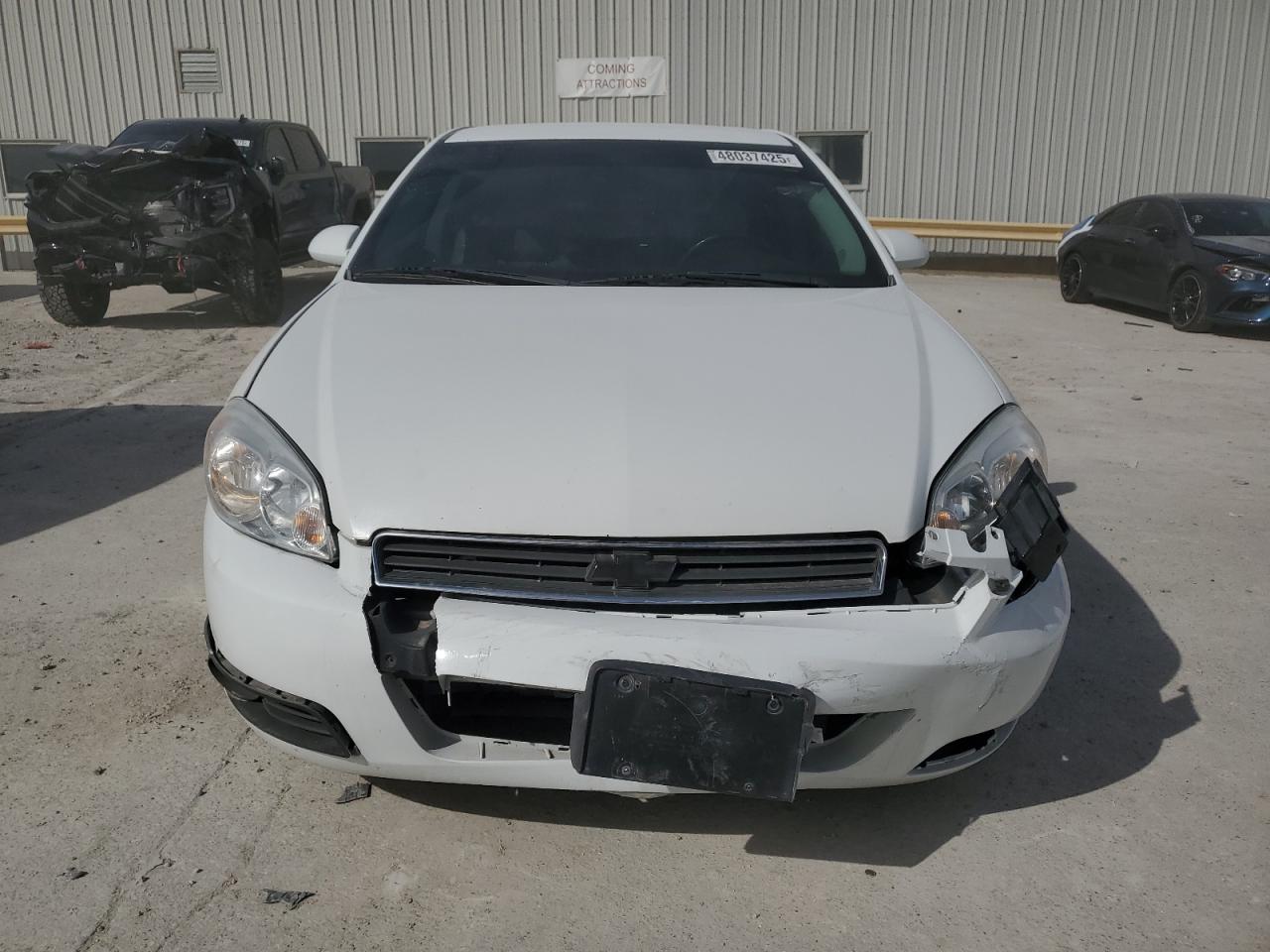 2011 Chevrolet Impala - Image 5