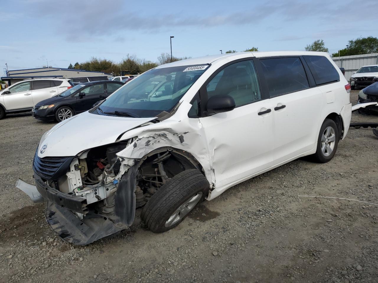 2012 Toyota Sienna na sprzedaż w Sacramento, CA - Front End