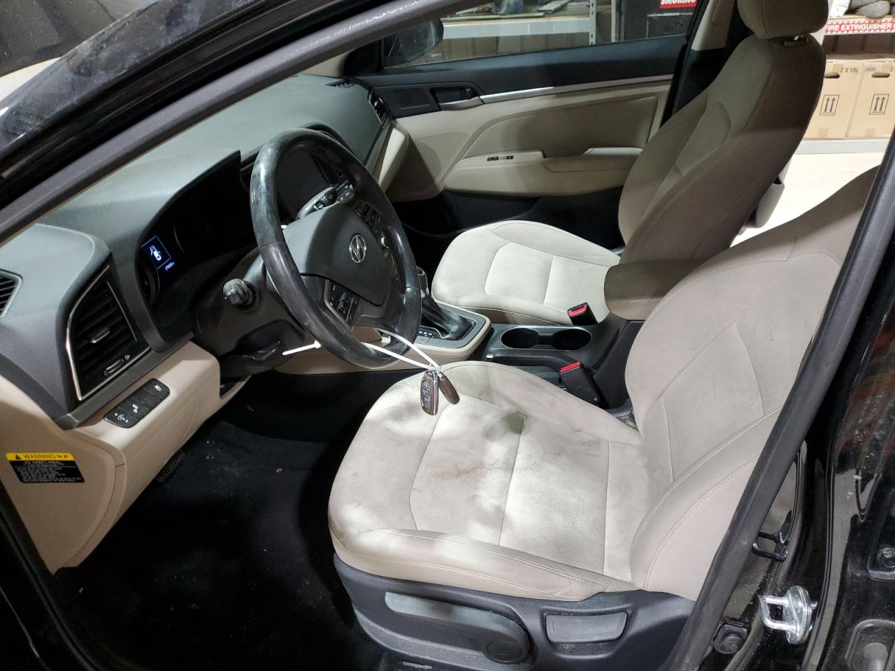 2018 Hyundai Elantra - Image 7