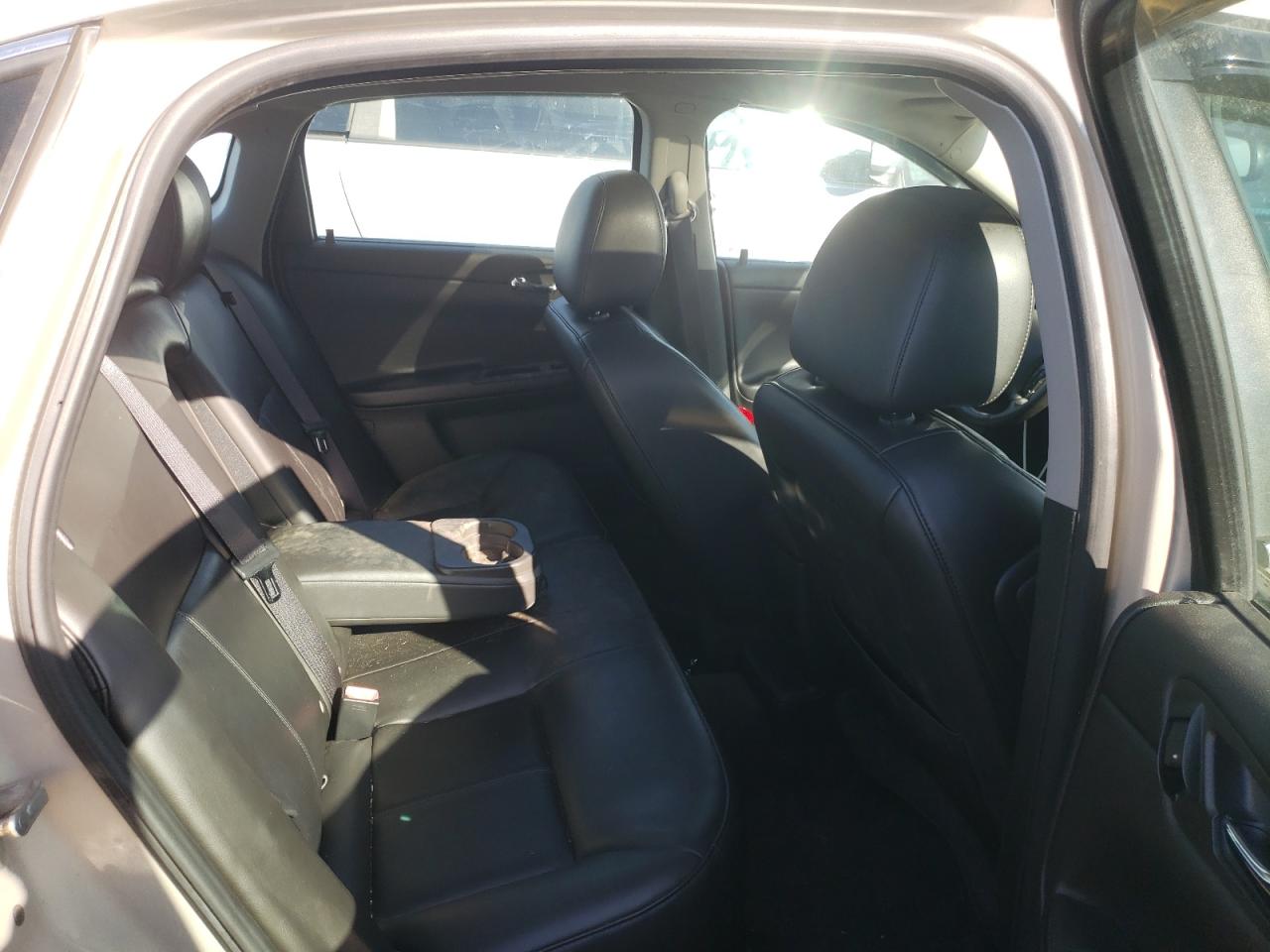 2012 Chevrolet Impala - Image 10