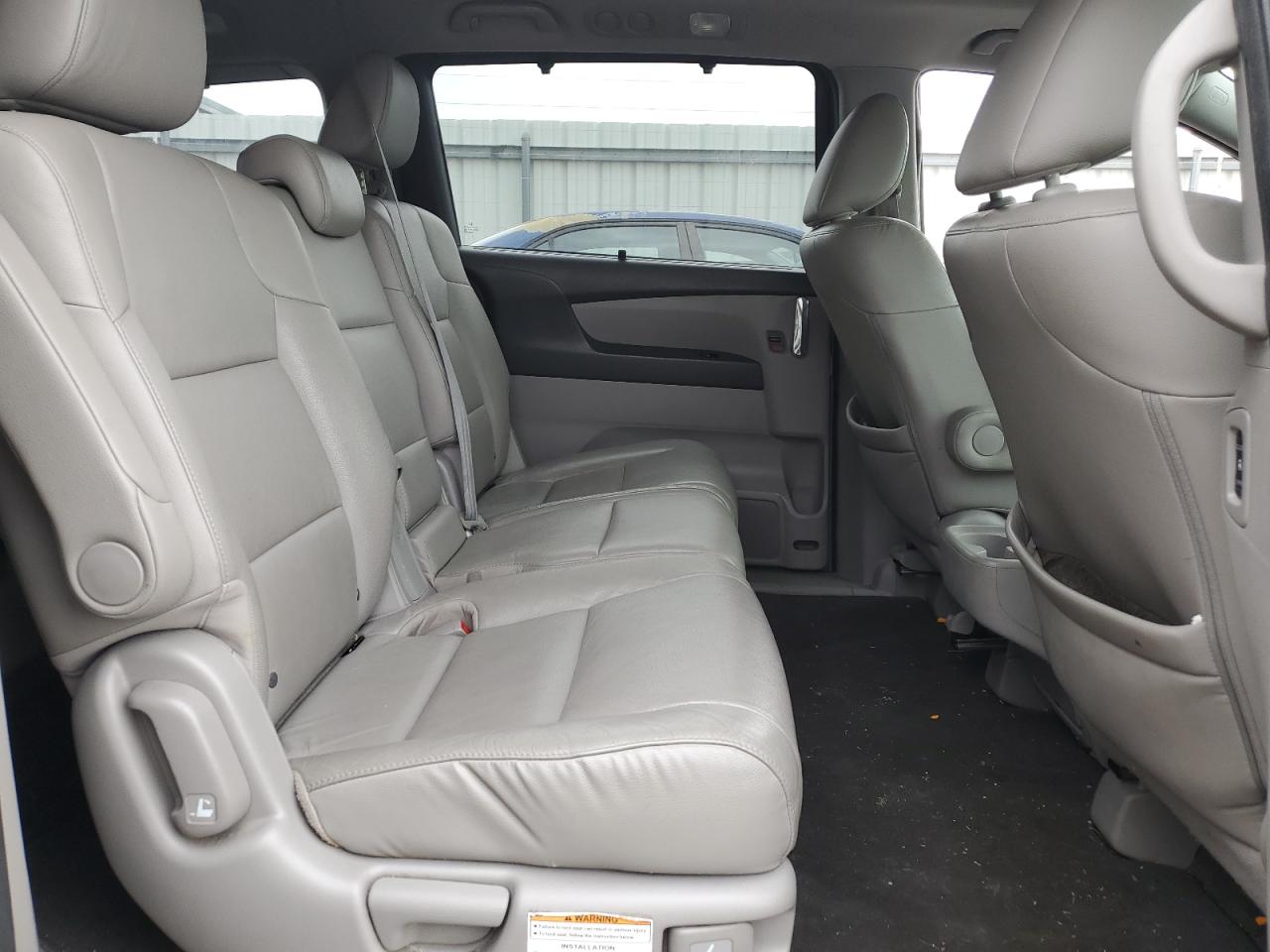 2017 Honda Odyssey - Image 11