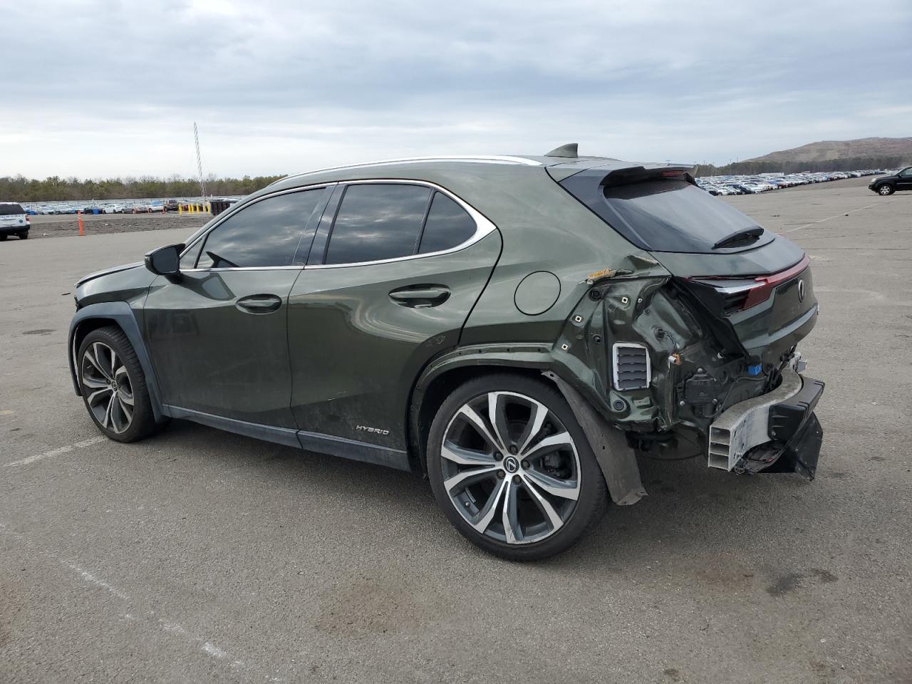 2020 Lexus UX - Image 2
