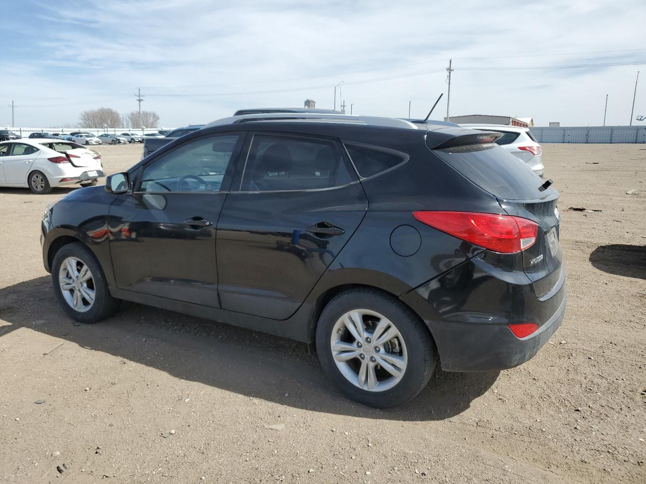 2011 Hyundai Tucson - Image 2