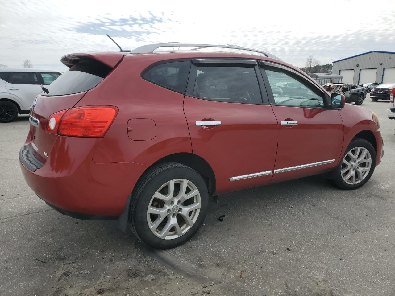 2012 Nissan Rogue - Image 3