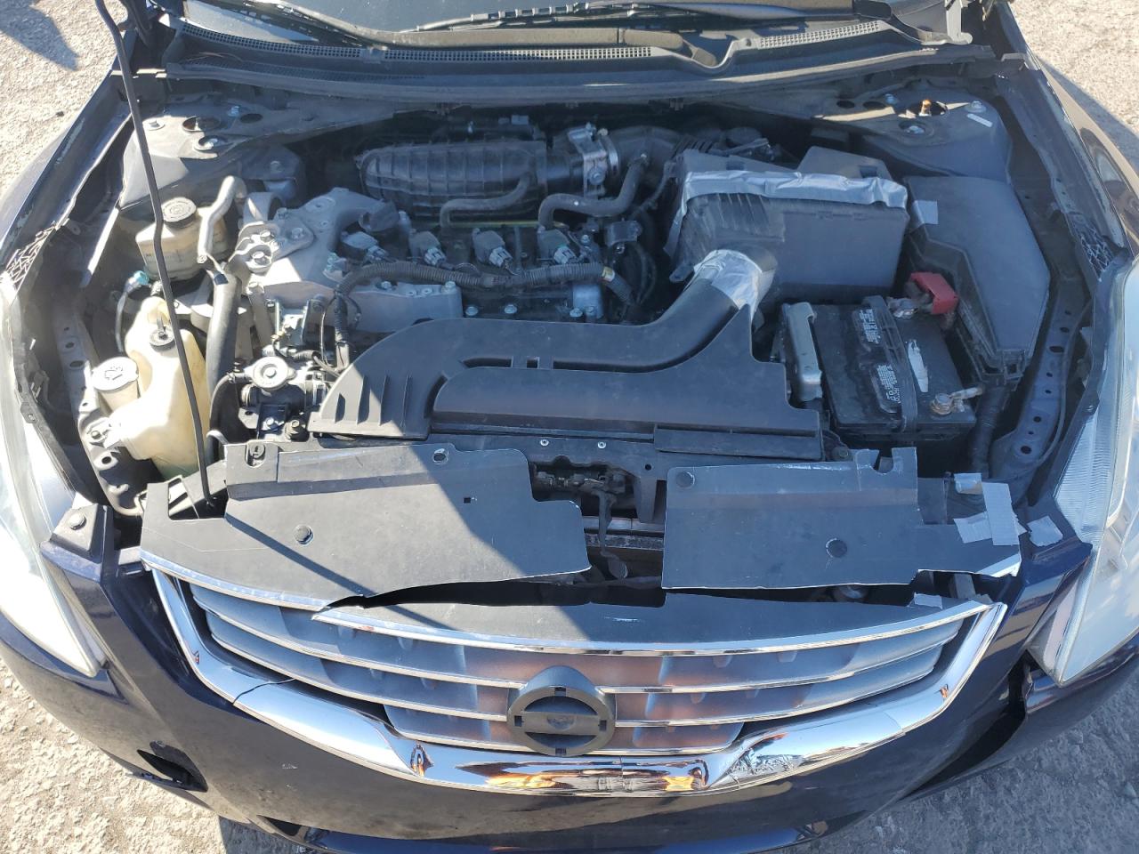 2011 Nissan Altima - Image 11