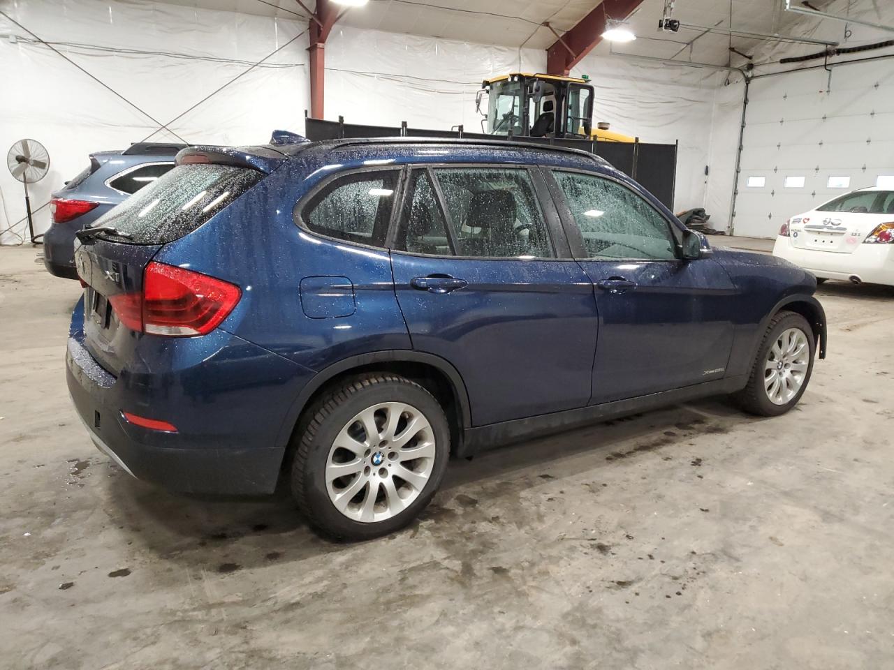 2014 BMW X1 - Image 3