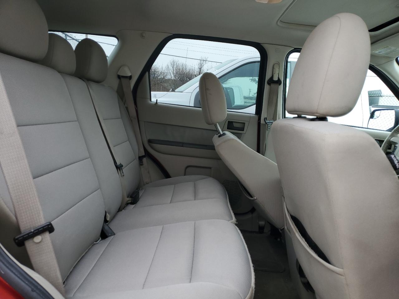 2012 Ford Escape - Image 11