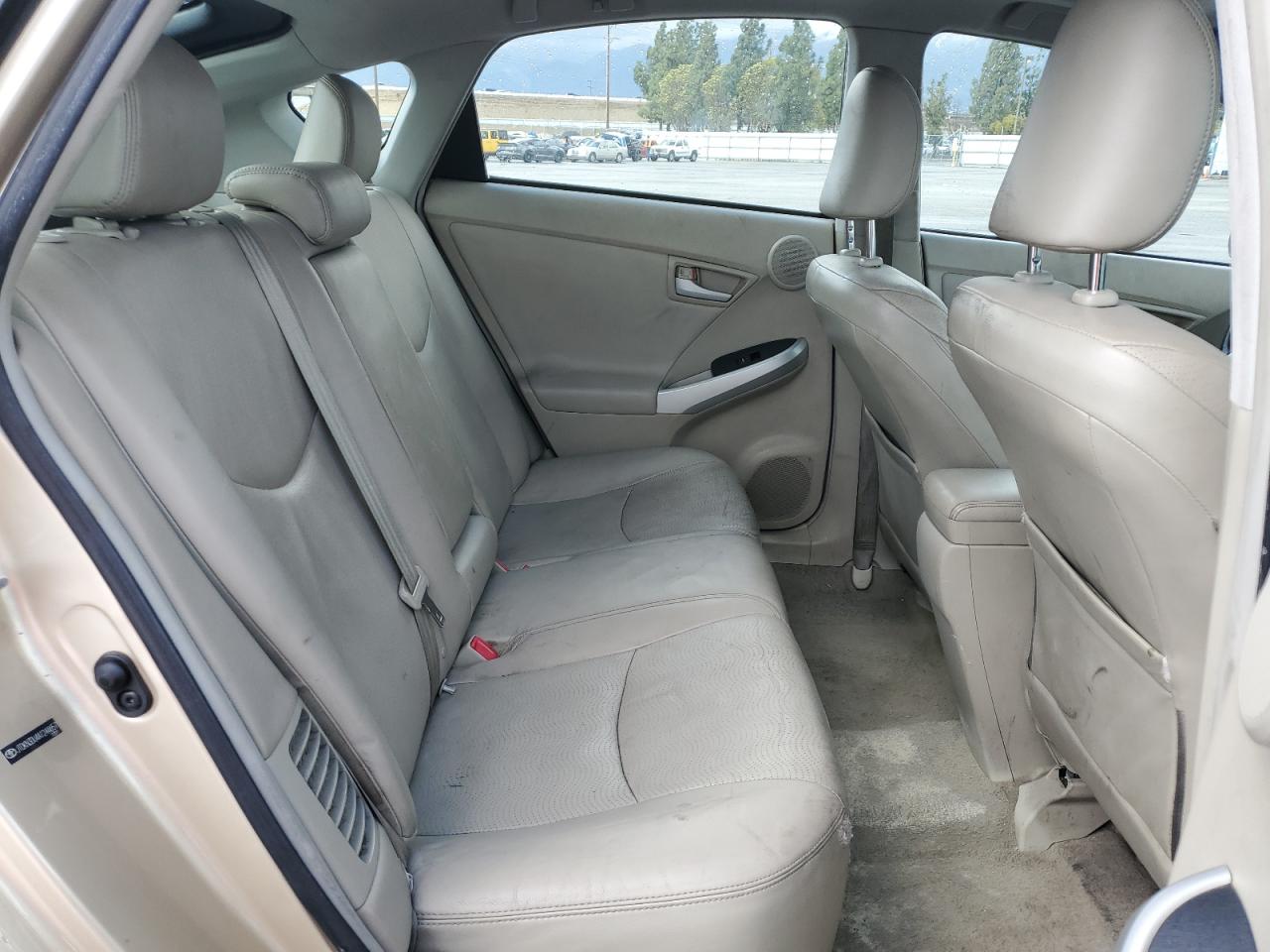 2010 Toyota Prius - Image 10