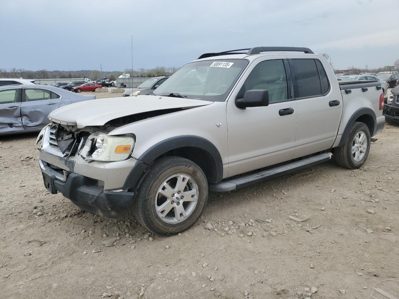 2007 Ford Explorer Sport Trac Xlt for Sale in Kansas City, KS - Front End