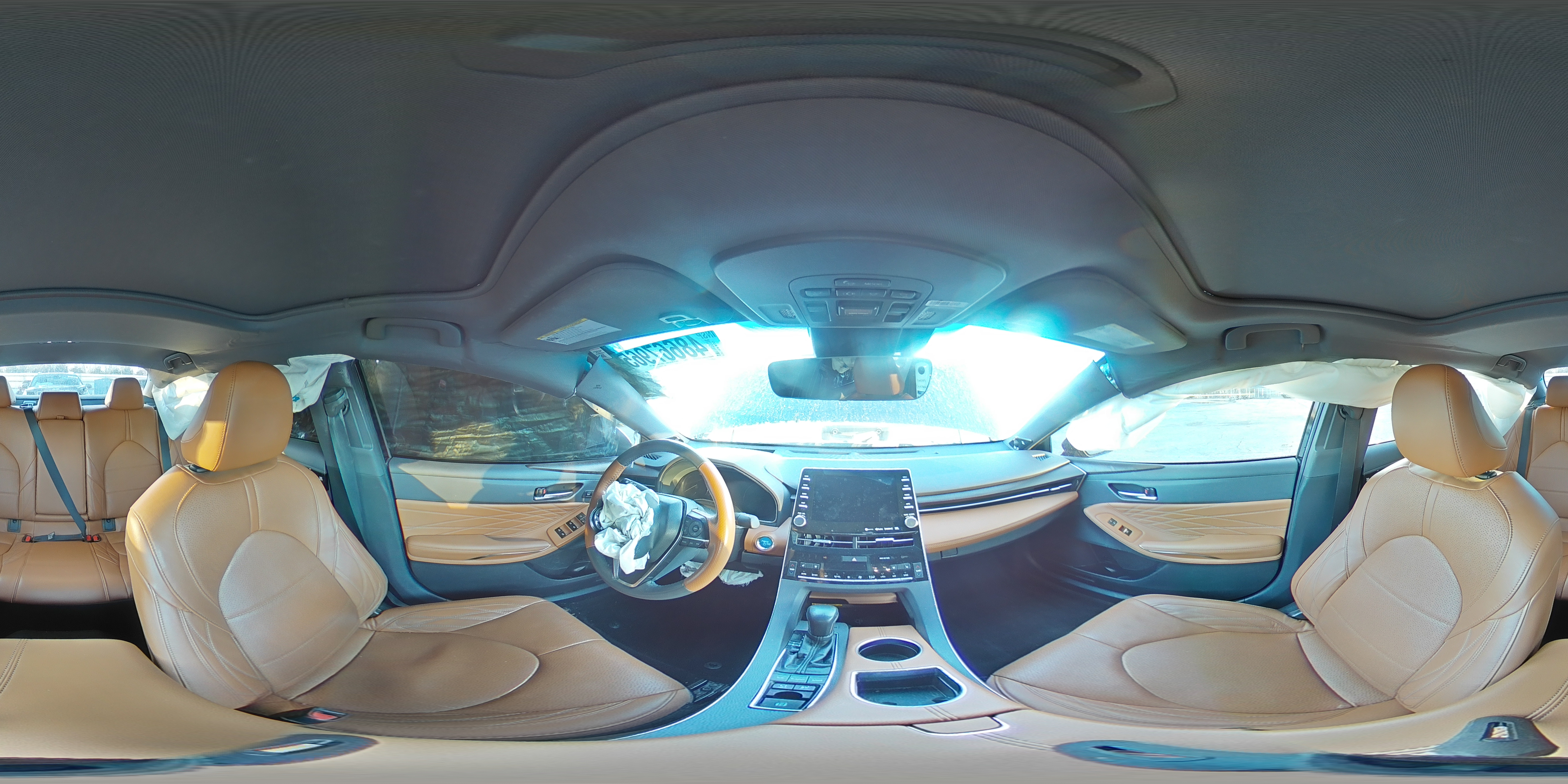 2020 Toyota Avalon - Image 12