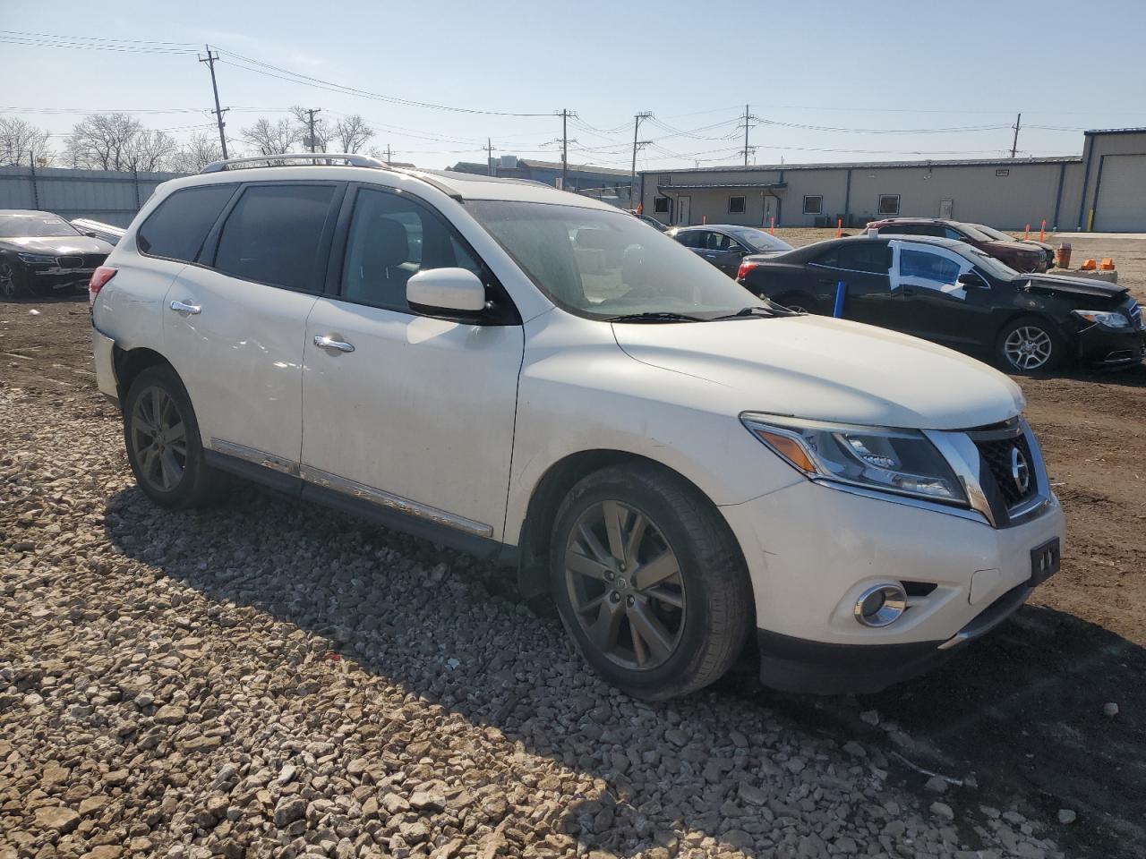 2015 Nissan Pathfinder - Image 4