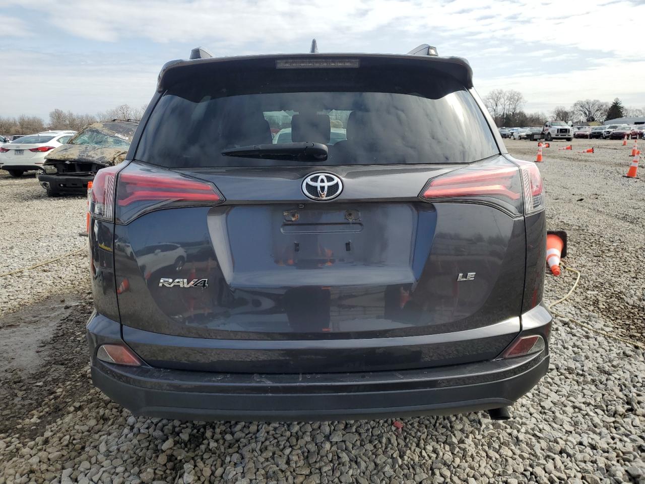 2018 Toyota RAV 4 - Image 6