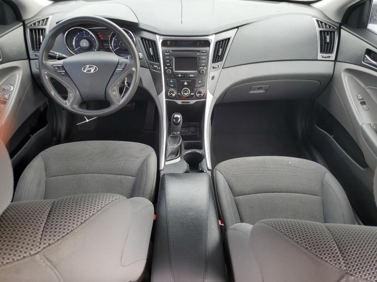 2014 Hyundai Sonata - Image 8