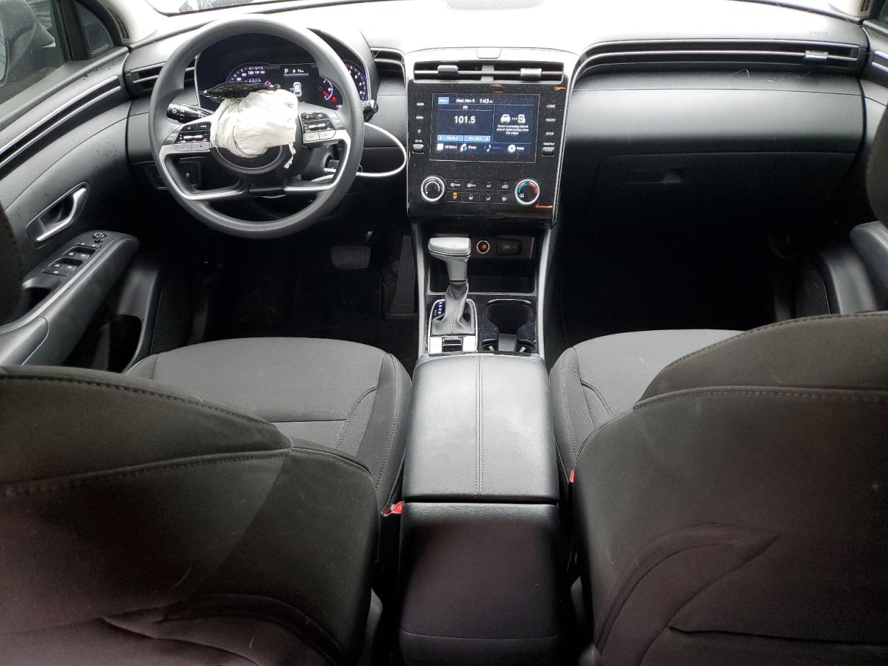 2022 Hyundai Tucson - Image 8