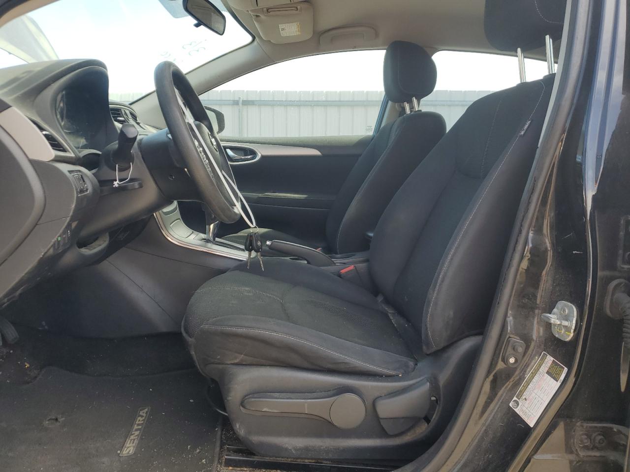 2015 Nissan Sentra - Image 7