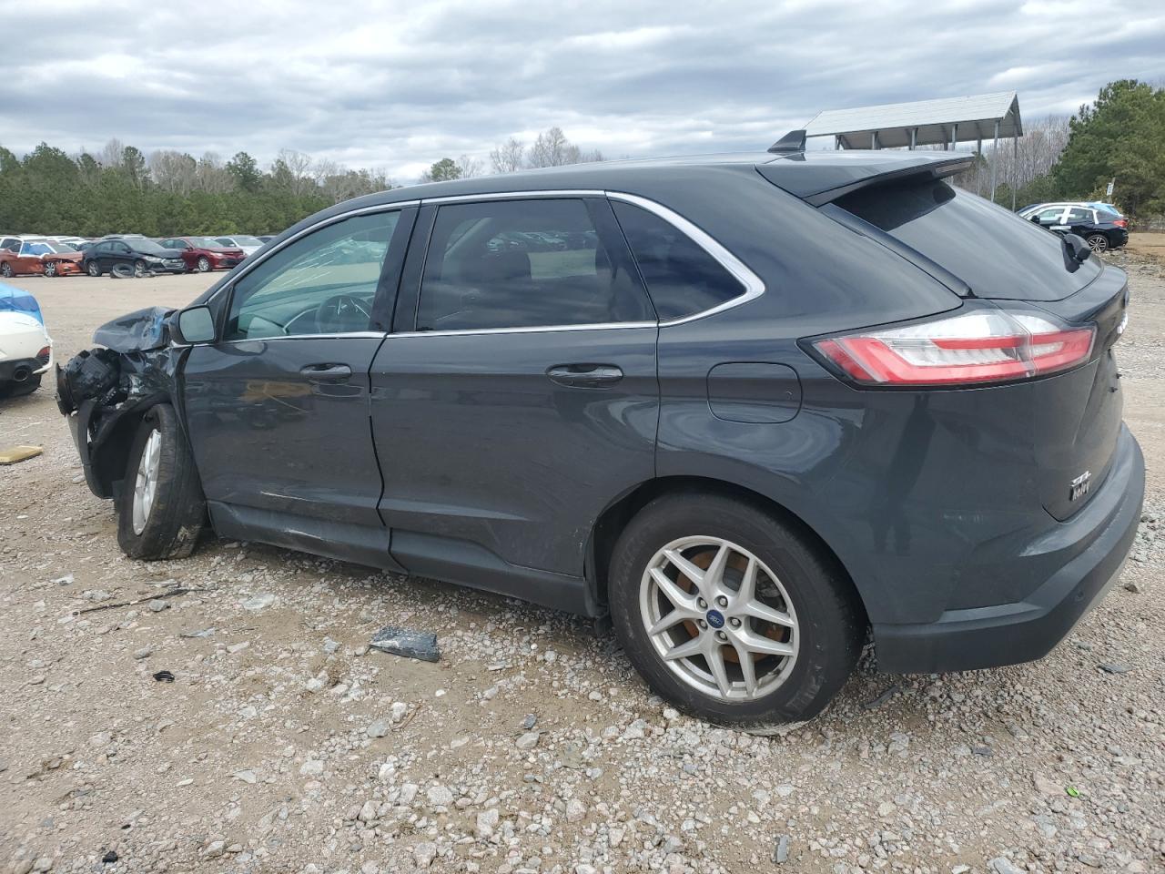2021 Ford Edge - Image 2