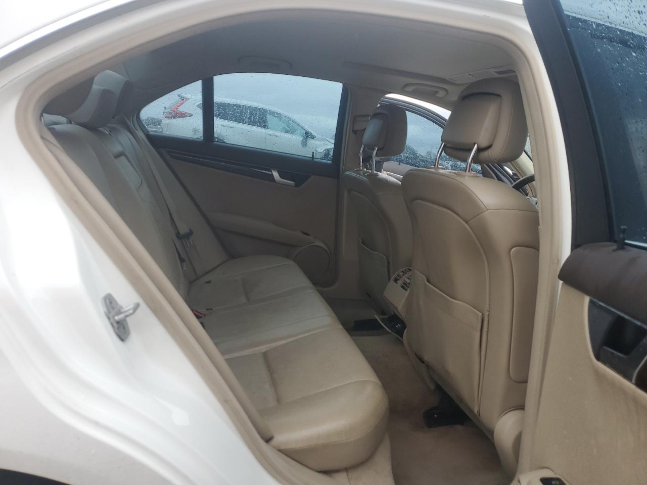 2014 Mercedes-Benz C-klasse - Image 10