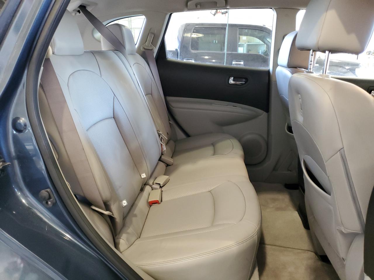 2012 Nissan Rogue - Image 11