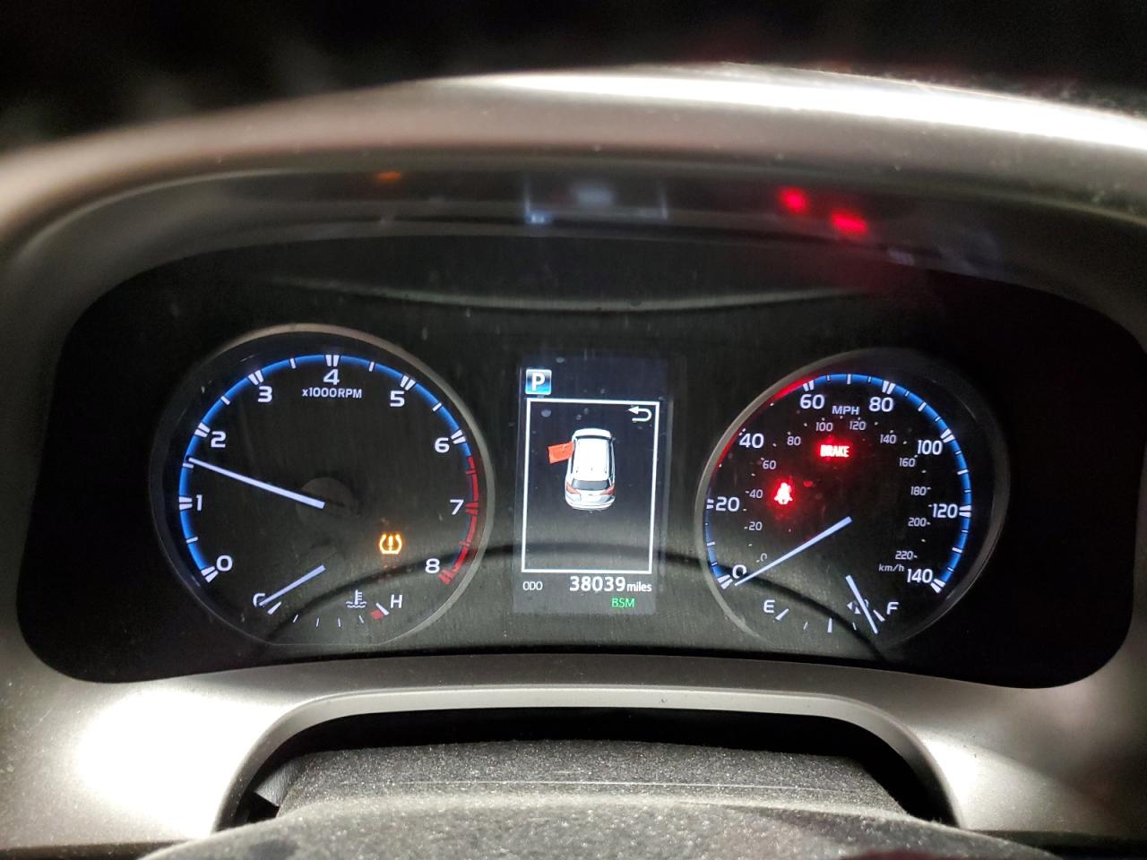 2018 Toyota RAV 4 - Image 9