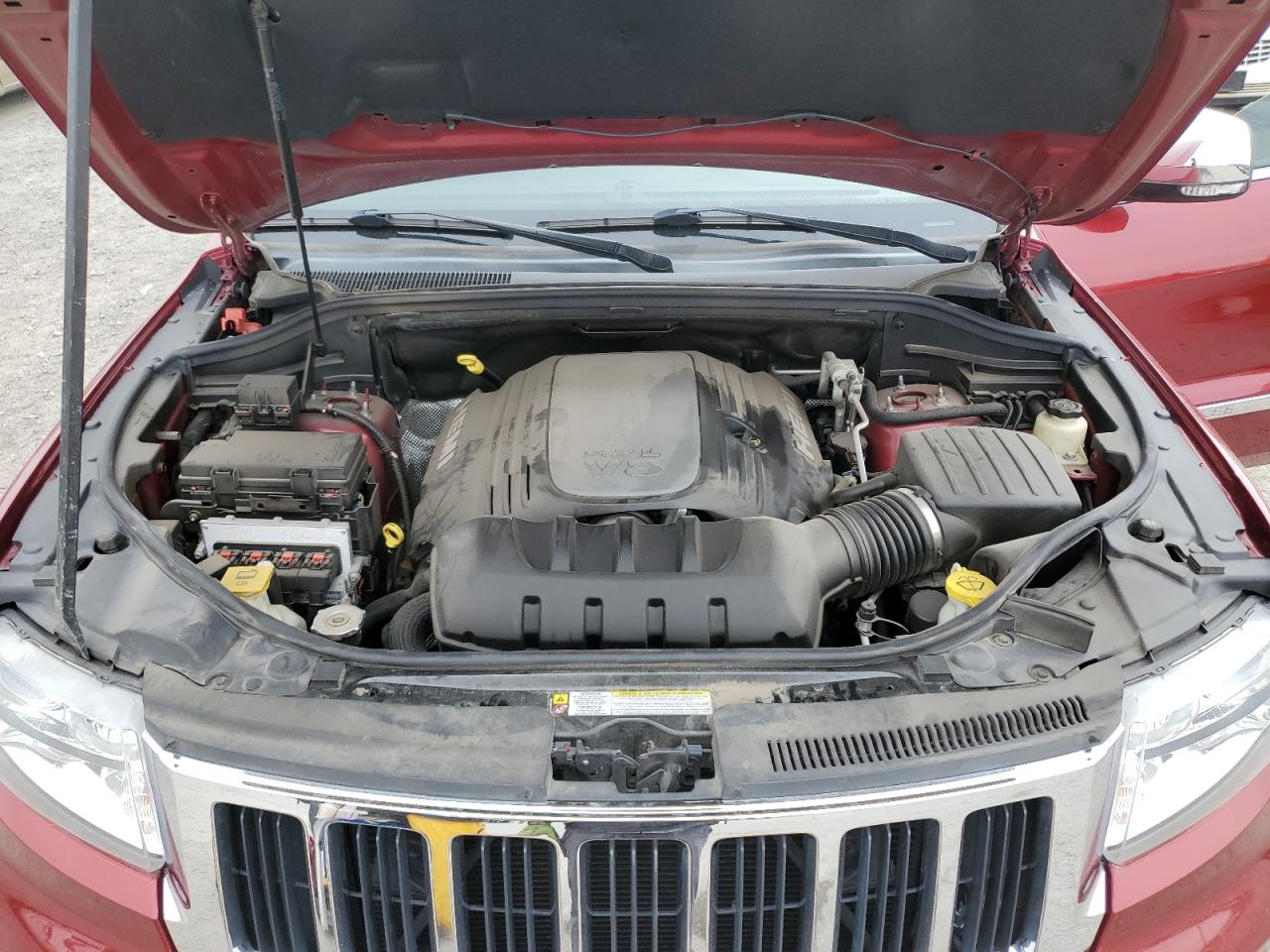2012 Jeep Grand Cherokee - Image 14