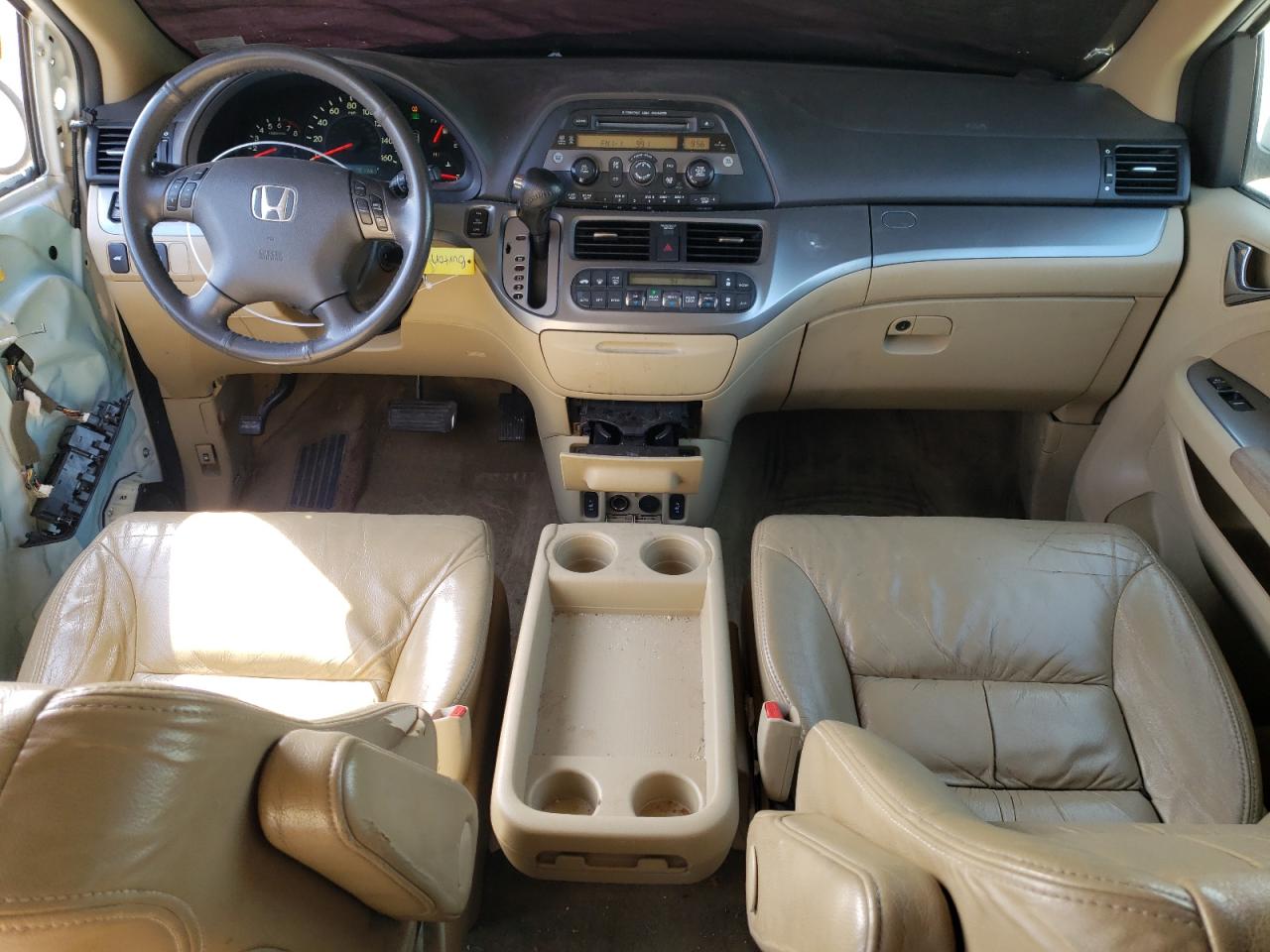2010 Honda Odyssey - Image 8