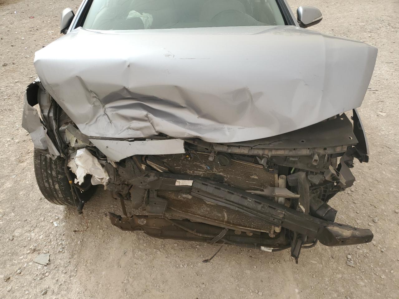 2015 Hyundai Sonata - Image 13