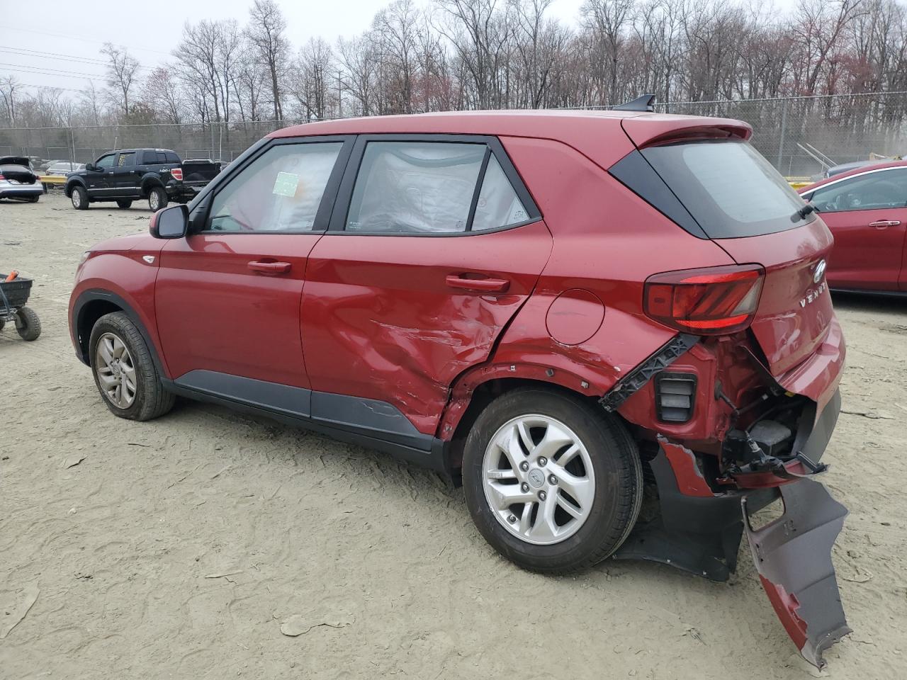 2021 Hyundai Venue - Image 2