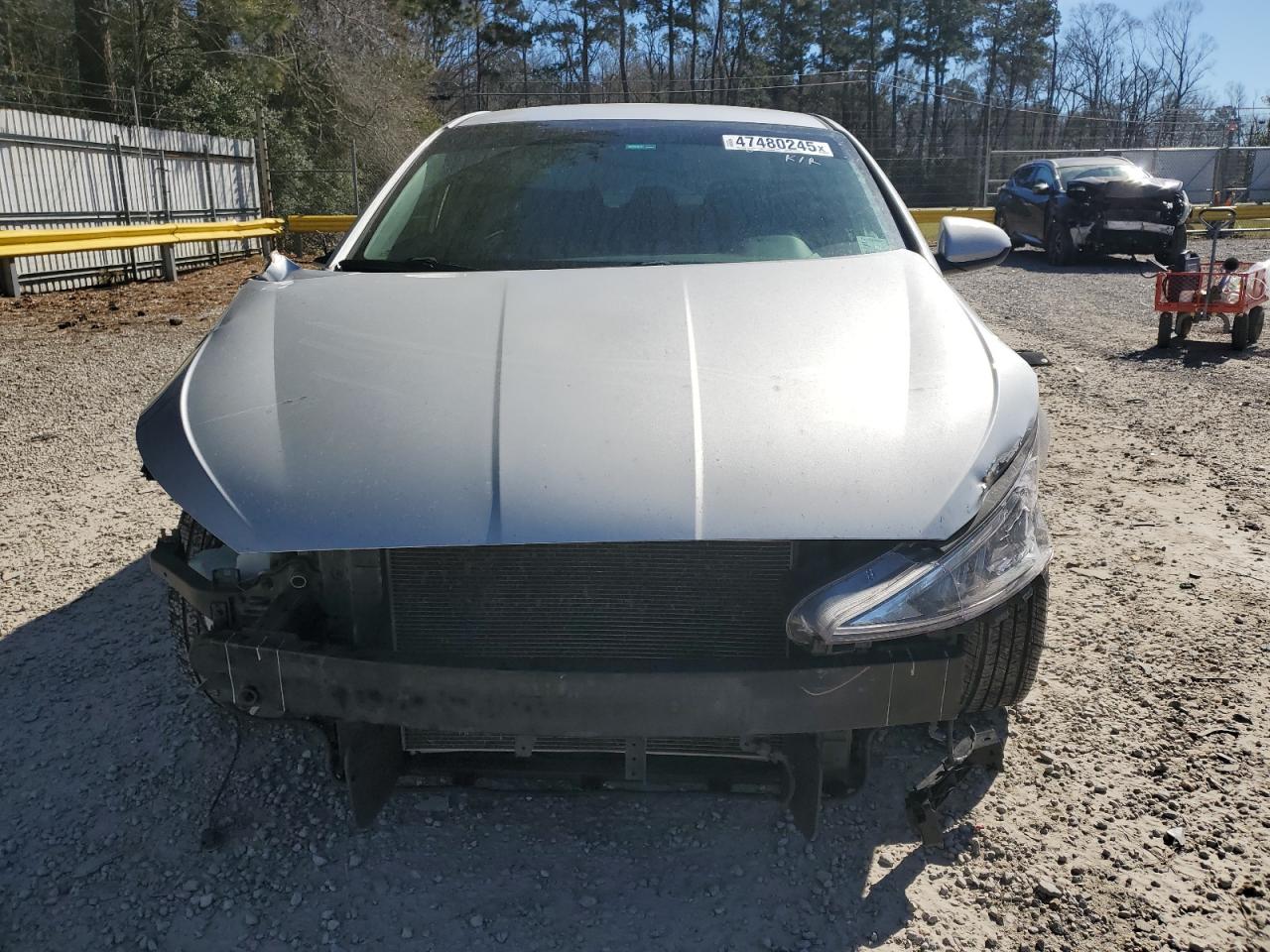 2019 Hyundai Elantra - Image 5