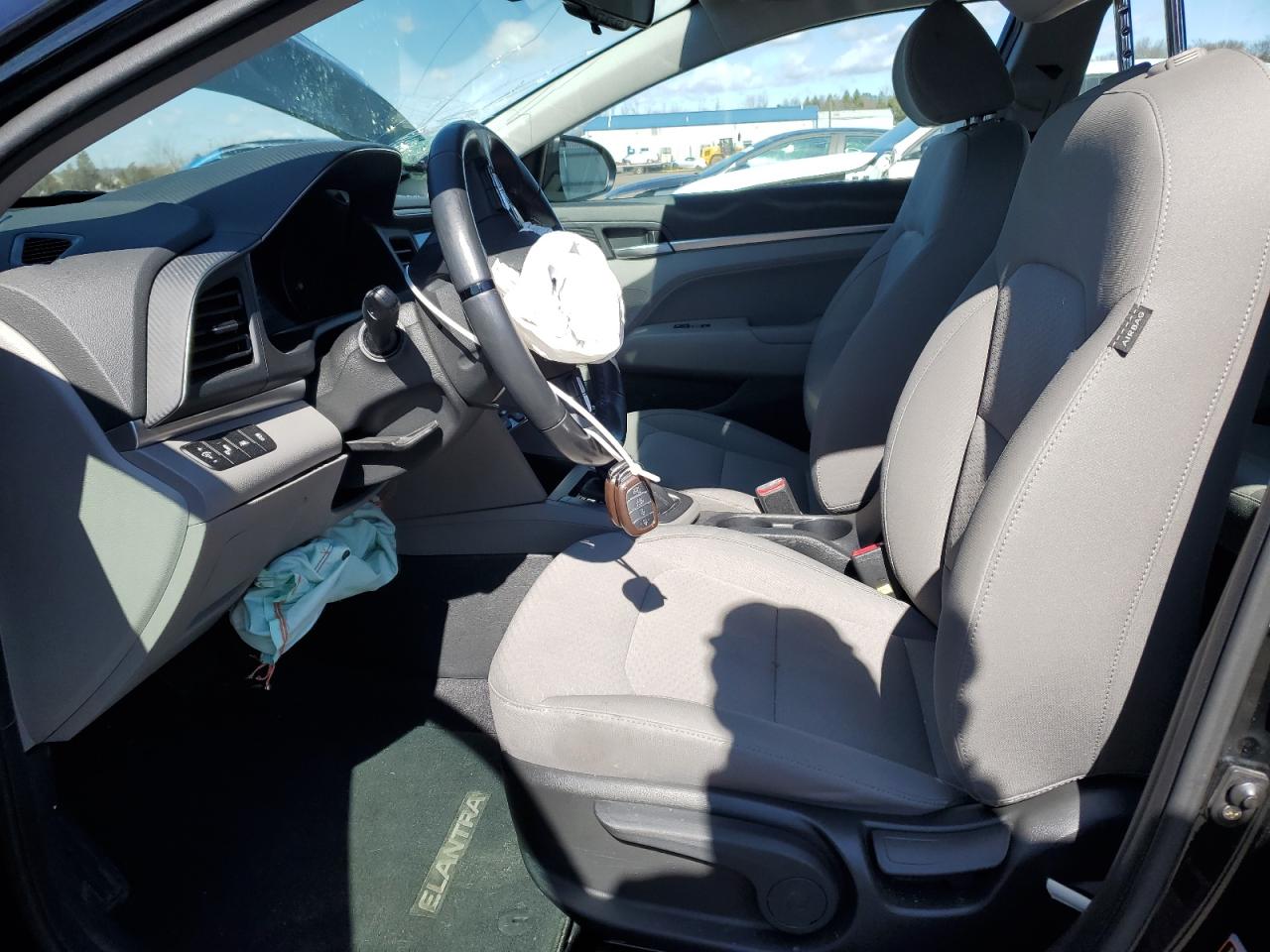 2020 Hyundai Elantra - Image 7