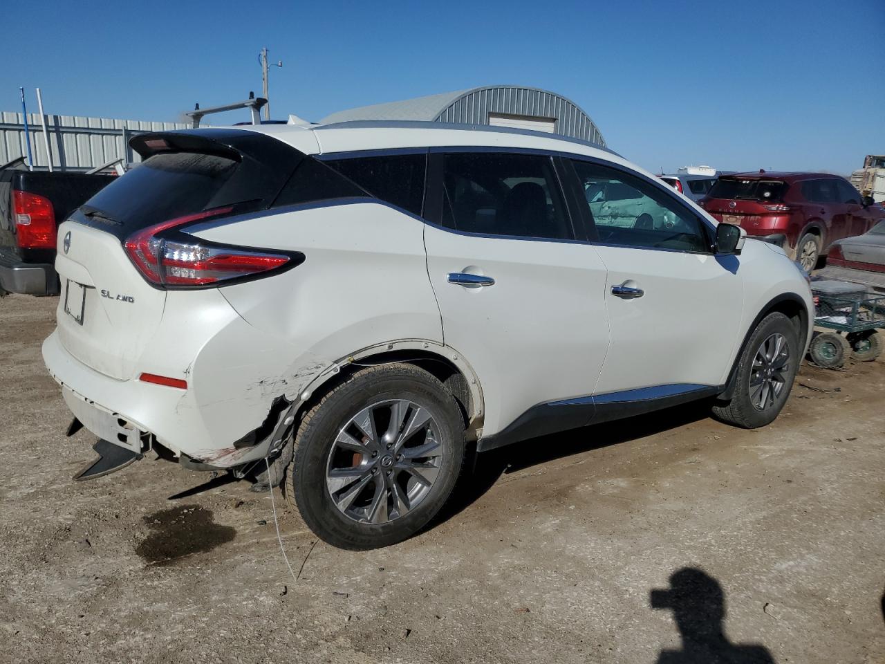 2015 Nissan Murano - Image 3