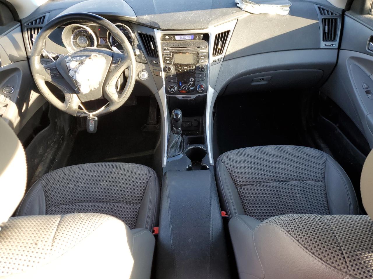 2013 Hyundai Sonata - Image 8