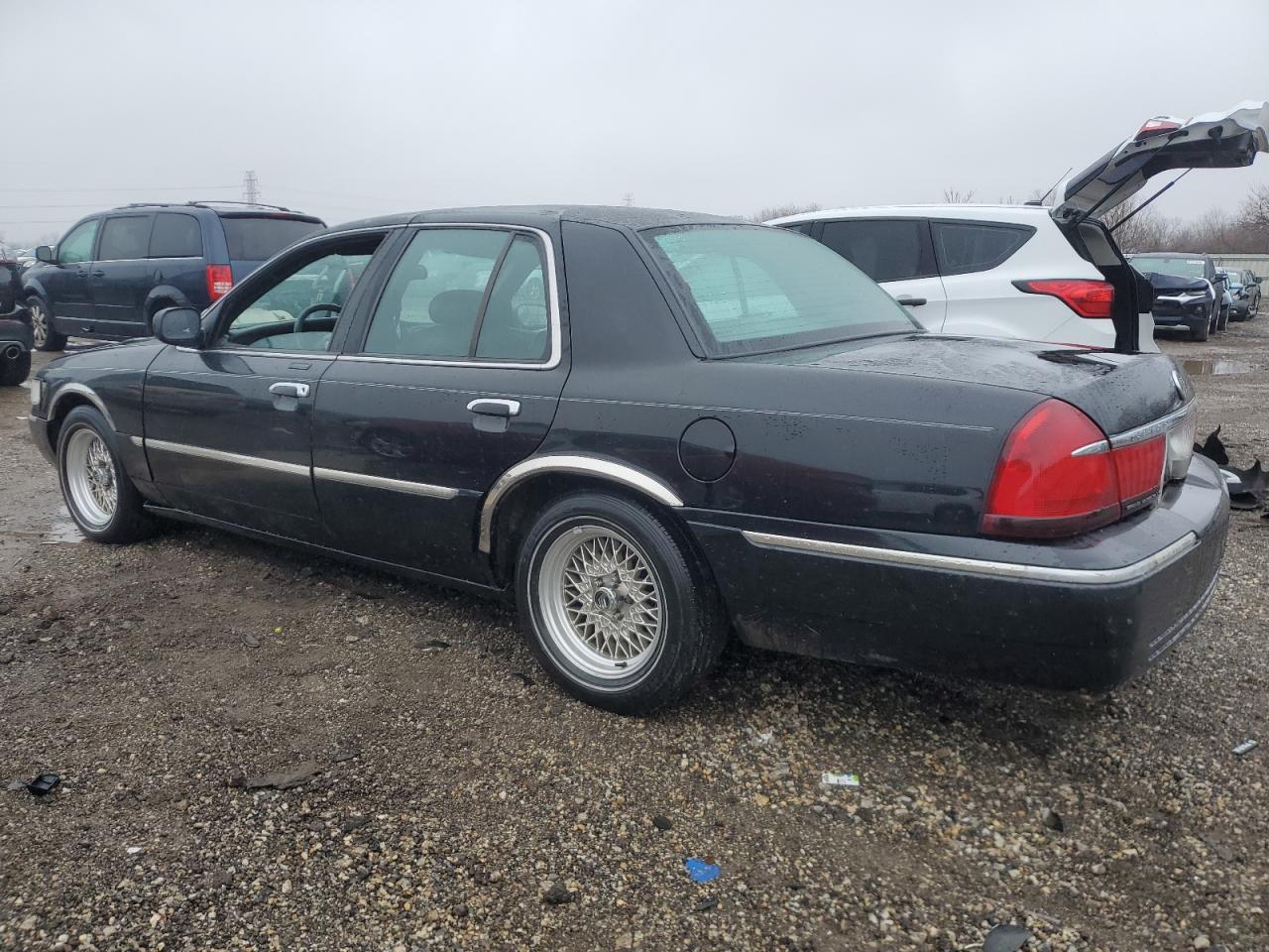 2000 Mercury Grand Marquis - Image 2